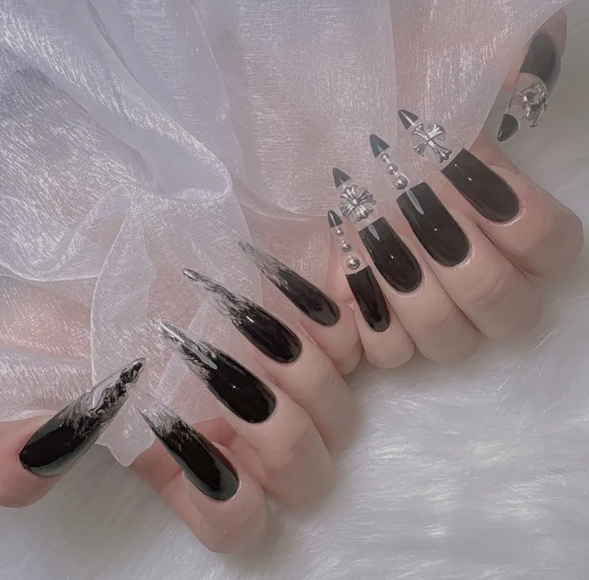 emu【心斎橋店】 michinaの掲載