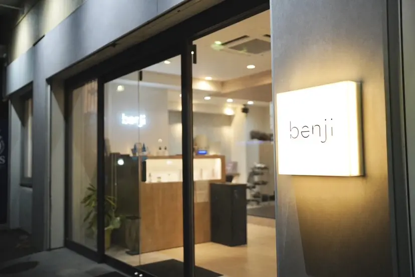 【benji】 rena satouの掲載