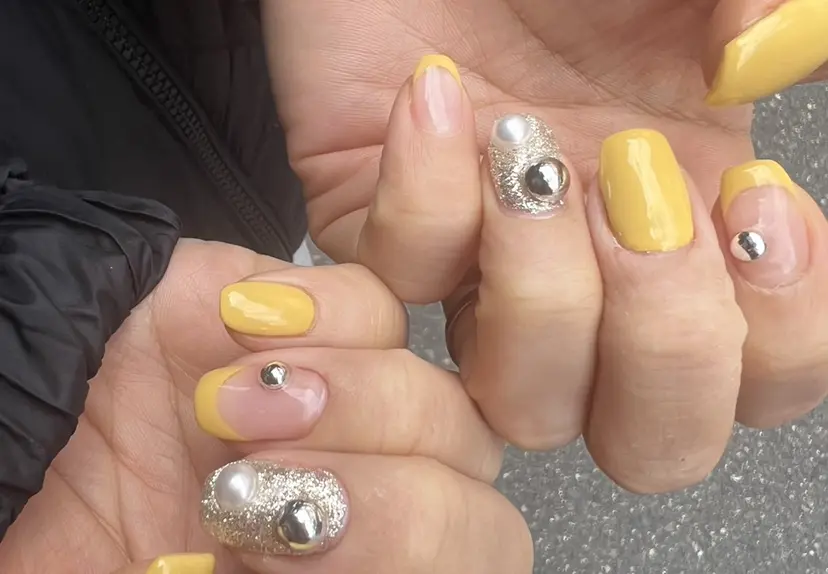 Sunny side nailの掲載