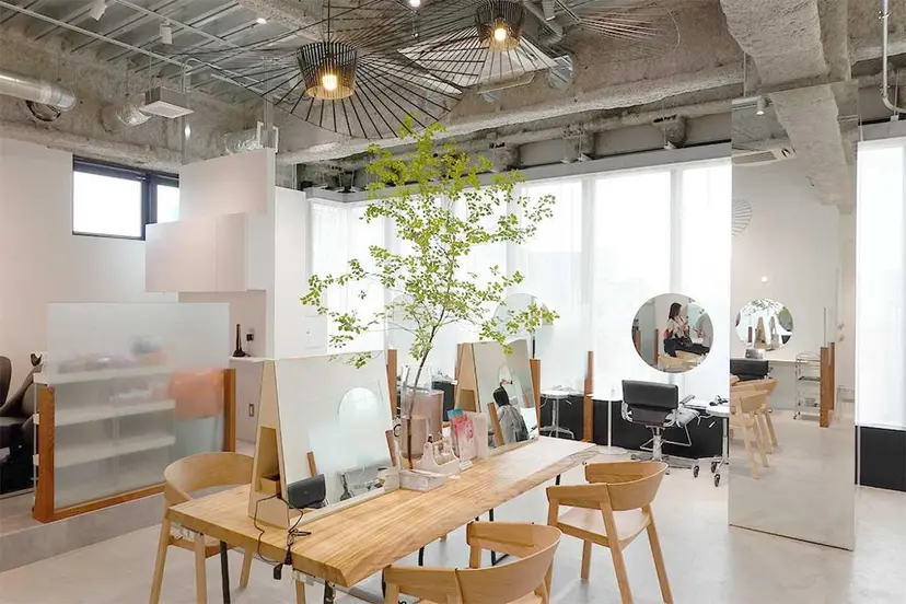 立川/メンズヘア/ 眉スタイリングの掲載