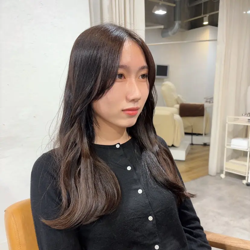 韓国風レイヤー× くびれヘア艶髪の掲載