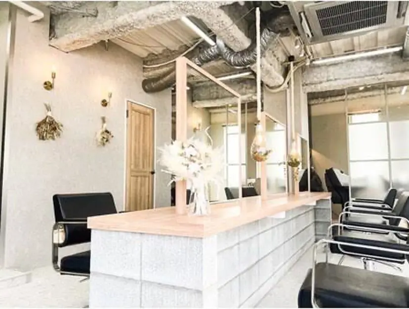 髪質改善/縮毛矯正/ 艶髪/春山良太の掲載