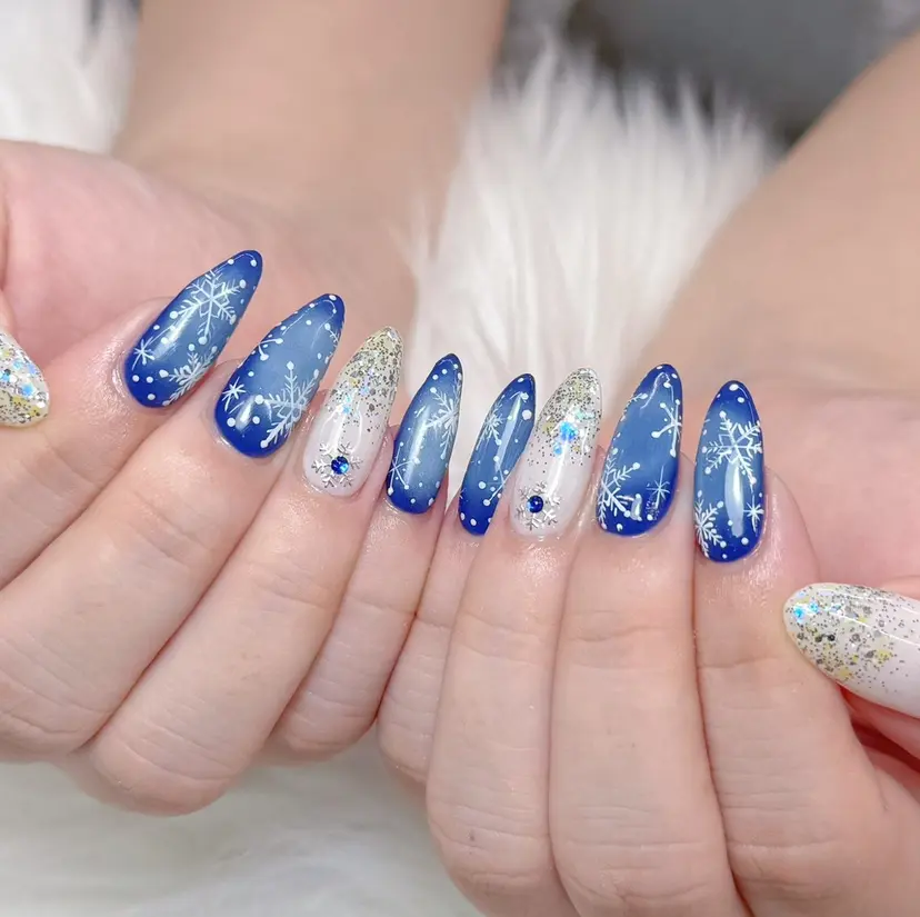 Noa Nailの掲載