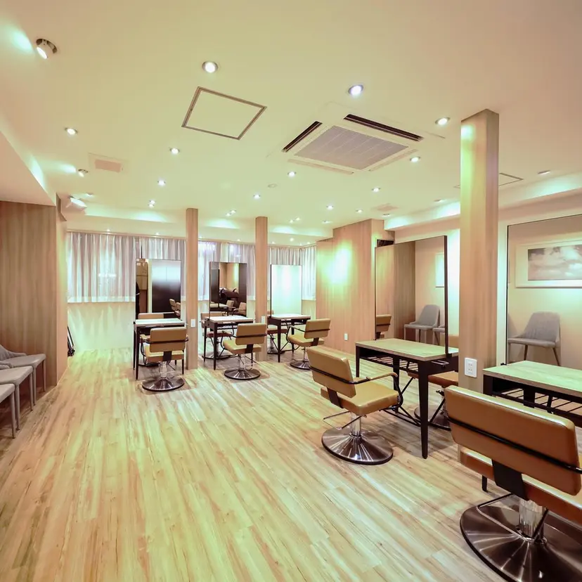 🌿アロマヘアルーム 横浜店✂︎の掲載