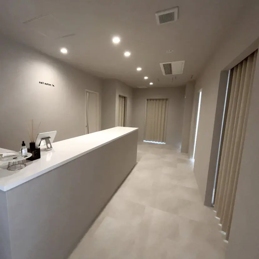 nail salon is. yunaの掲載