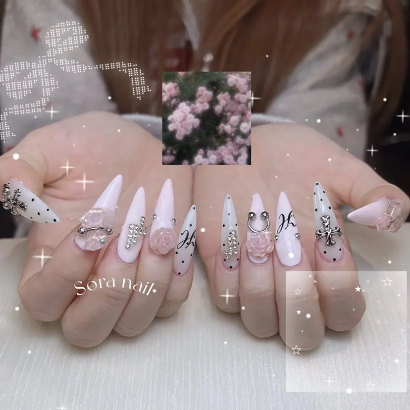 Sora  Nail 長さ出し専門店の掲載