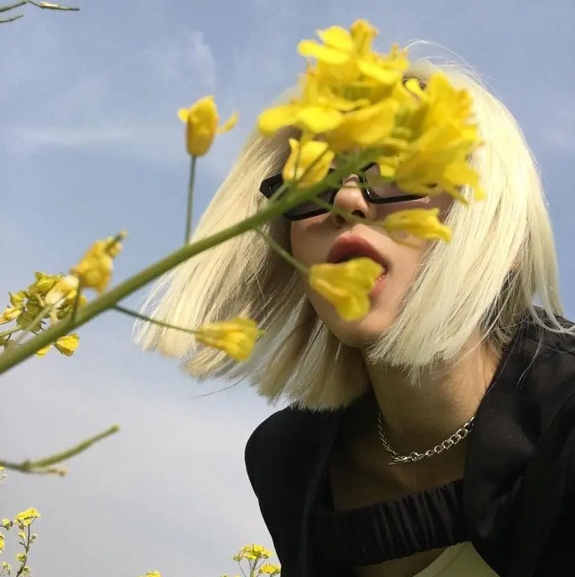 艶髪ハイトーン× ボブ🥣アイネの掲載