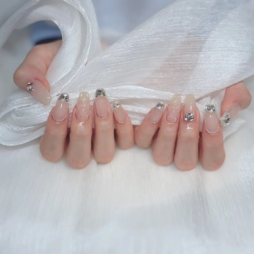 Miki 本町駅｜💅‎🤍の掲載