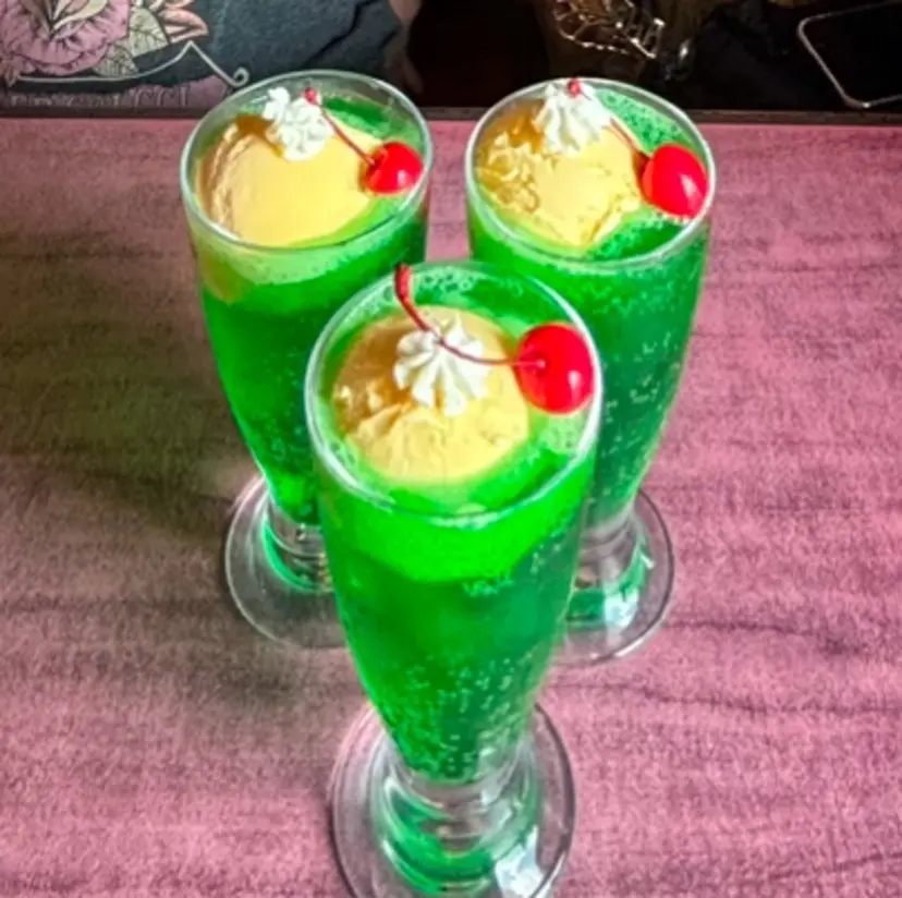 ユウナ /難波/ 推し活美容師の掲載