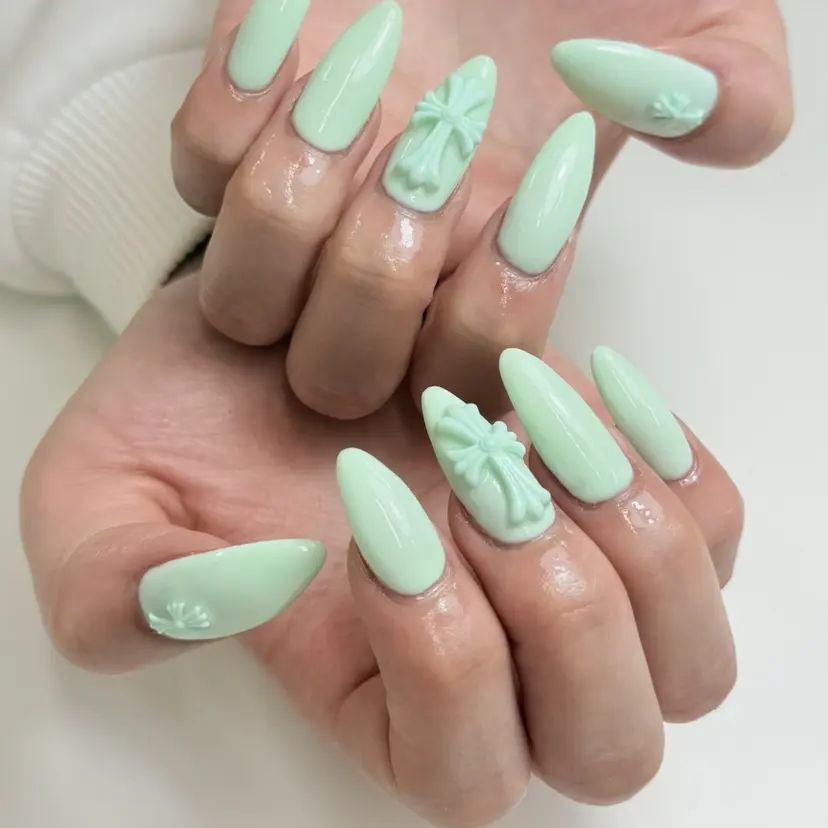 ONIKA Nail 表参道A4徒歩3分の掲載
