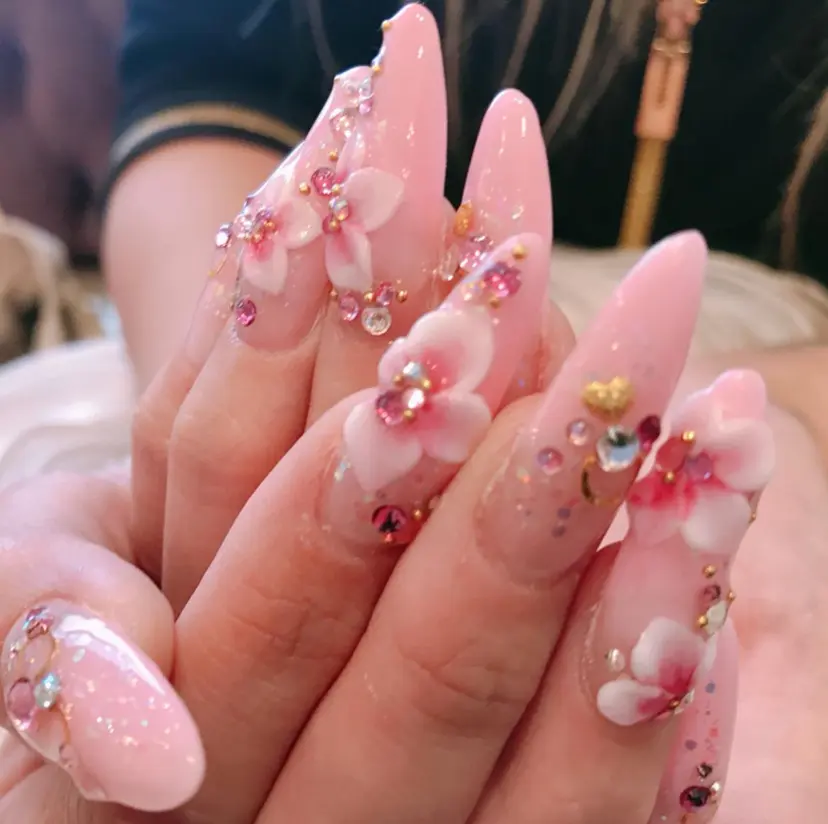 ネイル ティアラの掲載