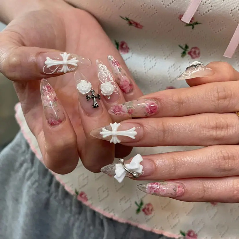 Sora  Nail 長さ出し専門店の掲載