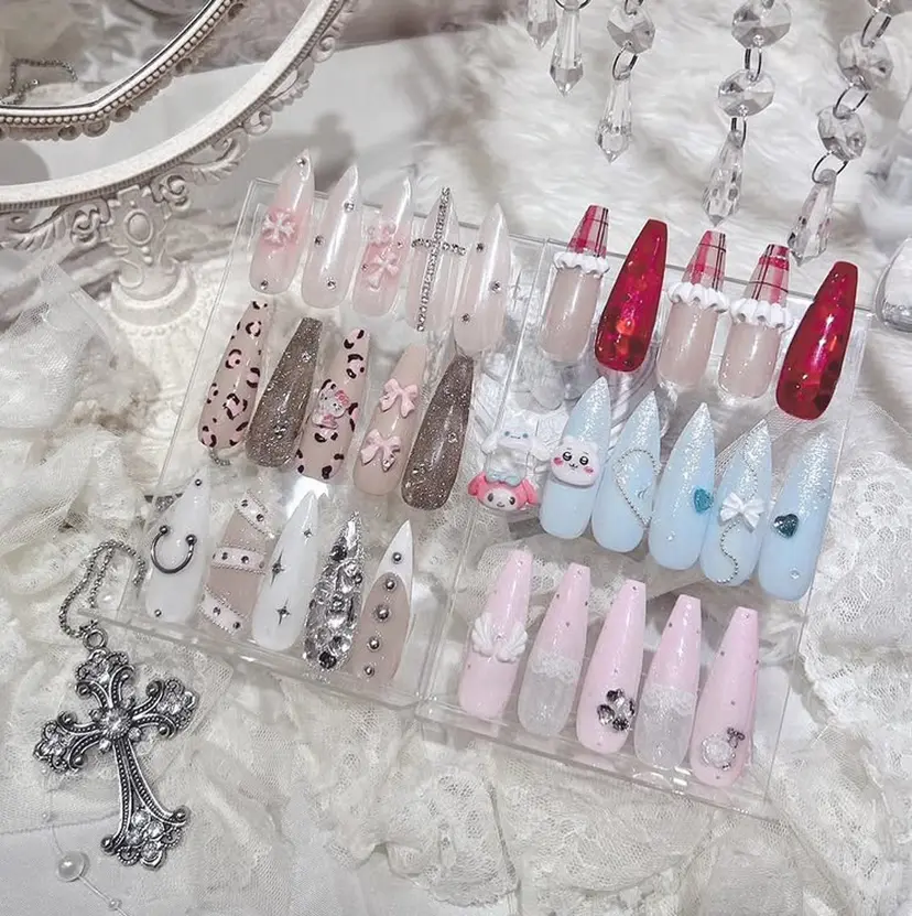 倫実/スカルプ /ガーリー/個性派の掲載