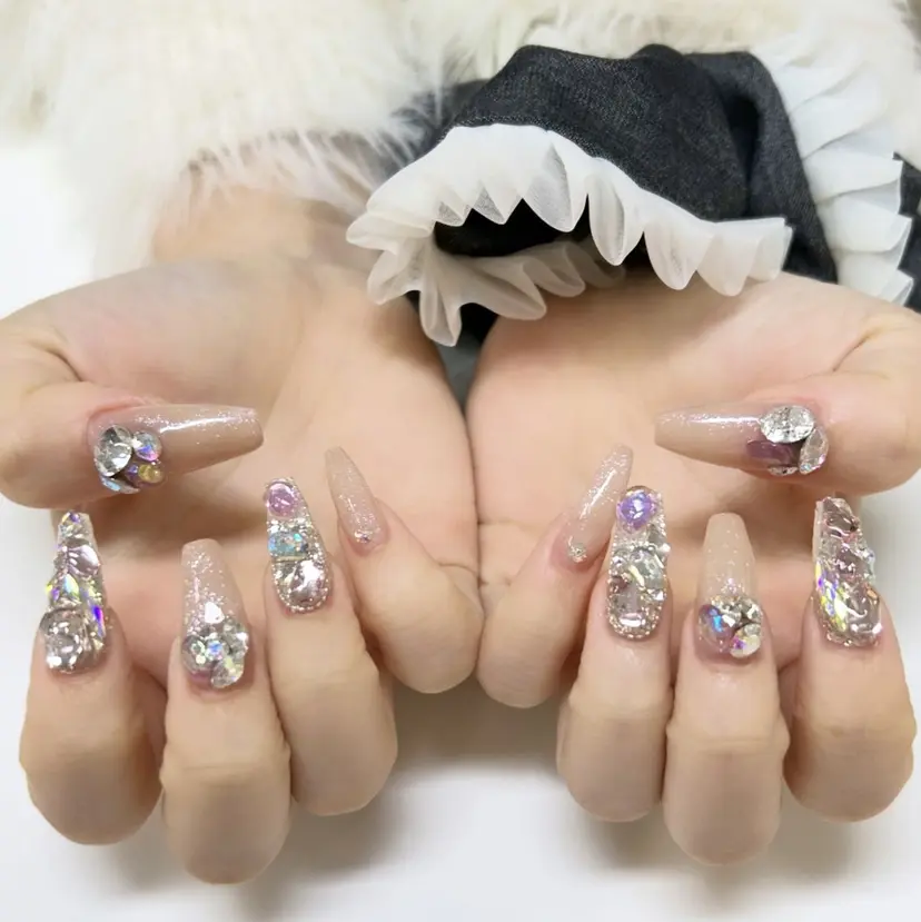 Roi〈ロア〉 Yunaの掲載