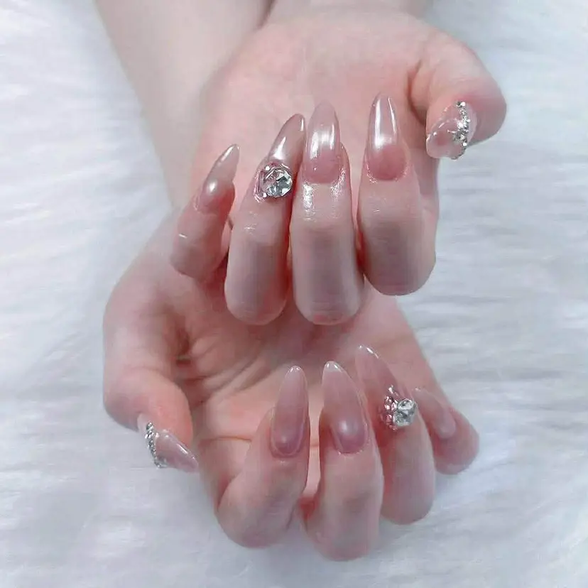 Rin Hana Nailの掲載