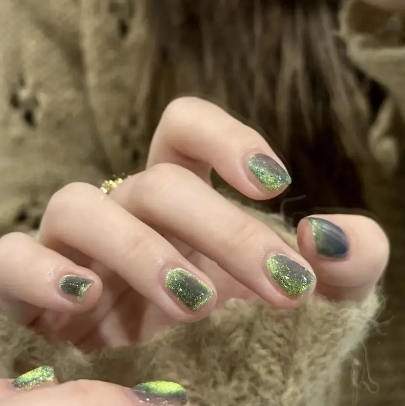 LOTUS渋谷 ミサの掲載