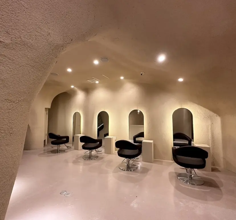 Risa🐈⬛/ グレージュ/透明感の掲載