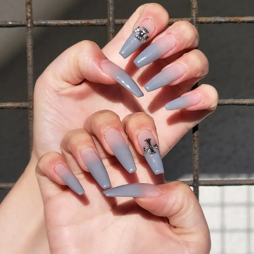 Natsumi 🦊  Nailの掲載