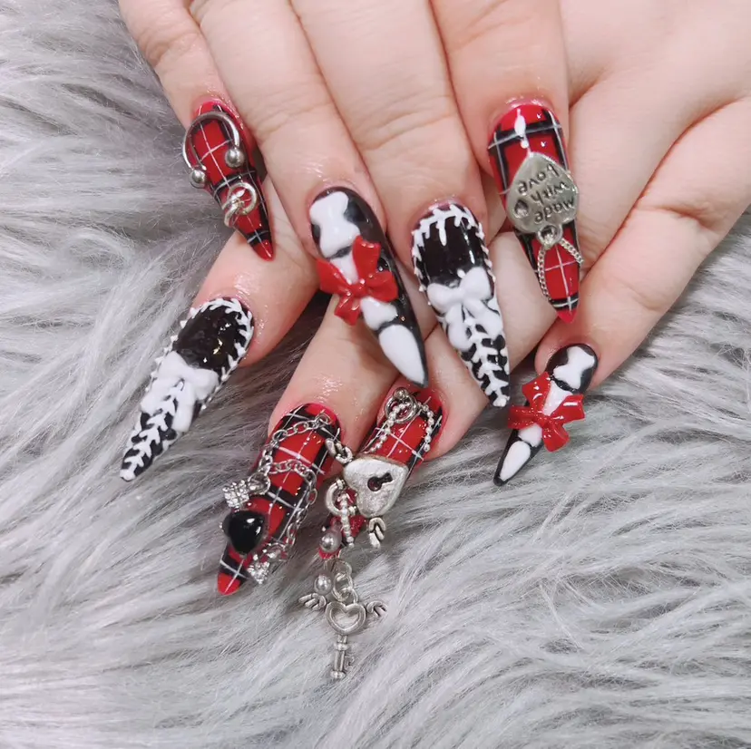 u.Neek minaの掲載