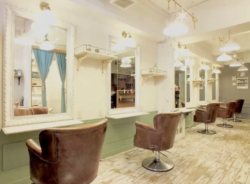 【azure横浜】 🧸misaki🌸の掲載