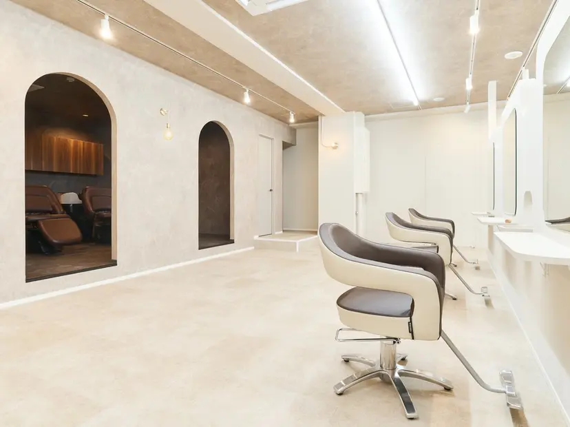 垢抜け透明感カラー 🌻篠崎梓🌻の掲載