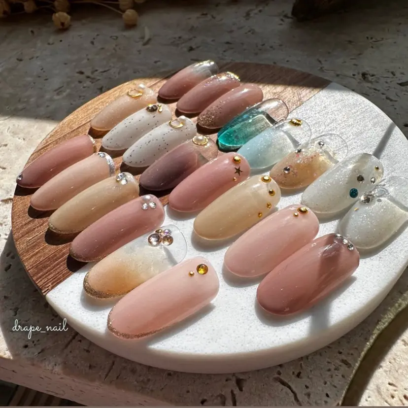 ドレープネイル あべみつきの掲載