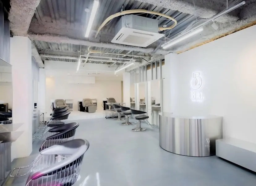 ami🌙 透明感/ハイトーンの掲載