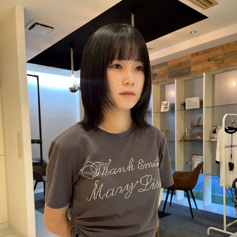 ヨシカ/透明感カラー 酸性ストレートの掲載