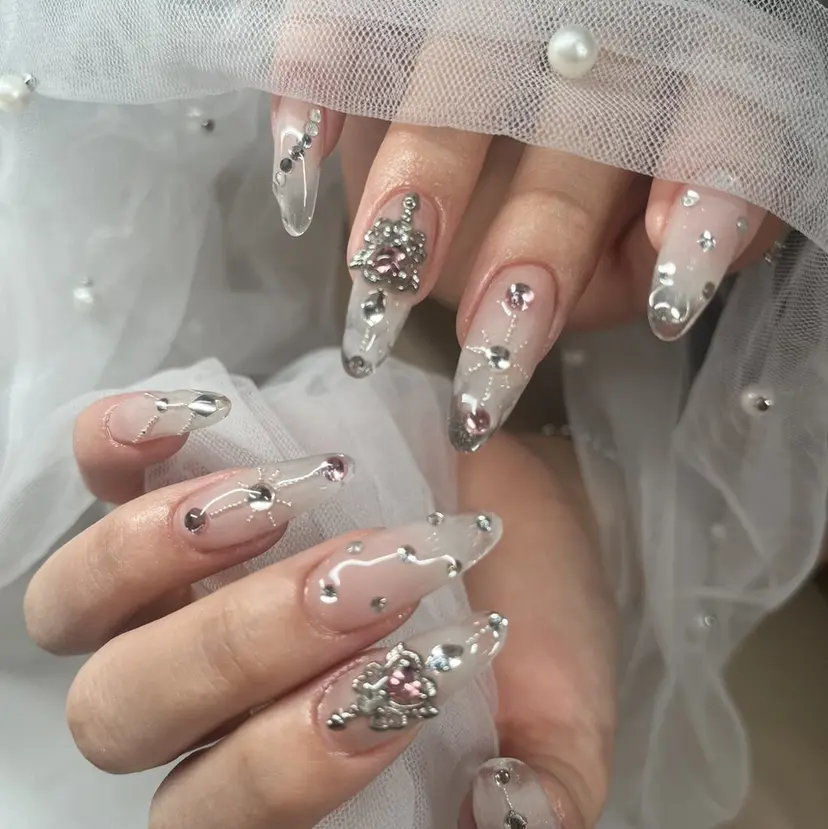 LULU Nail salonみどりの掲載