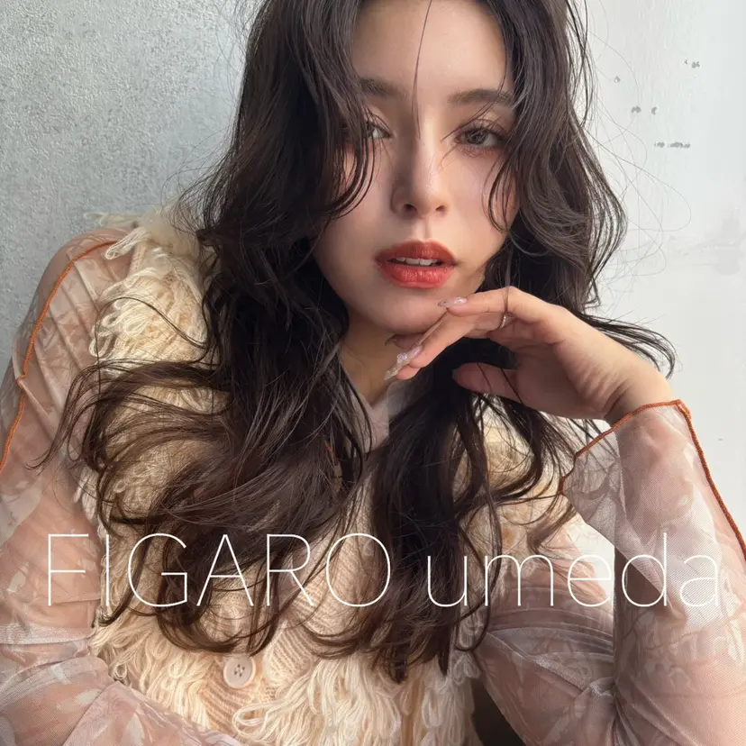 FIGARO レイヤ ーカット/縮毛矯正の掲載