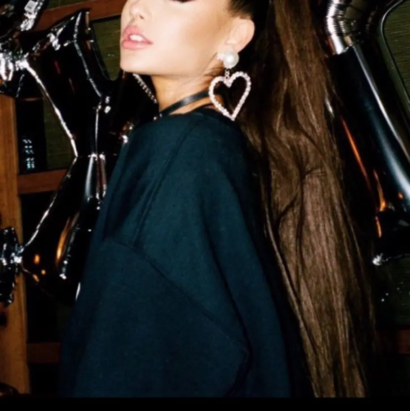 シミズ カエデ🍁の掲載