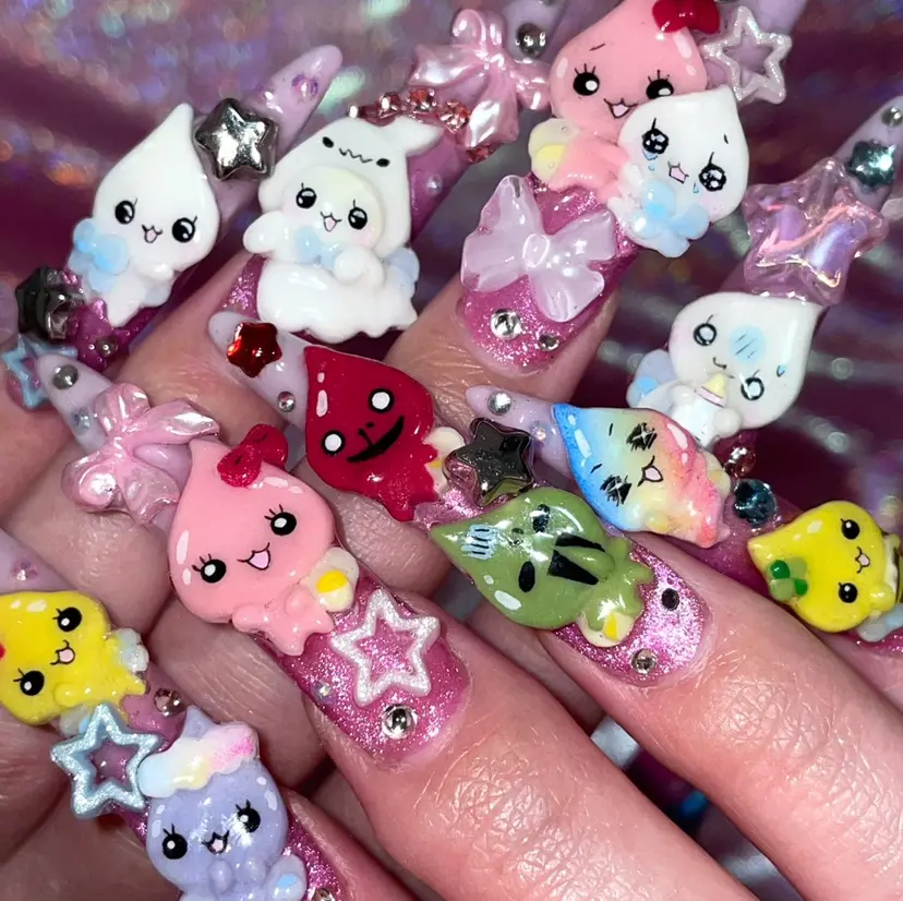 HIKA🦋 個性派スカルプネイルの掲載