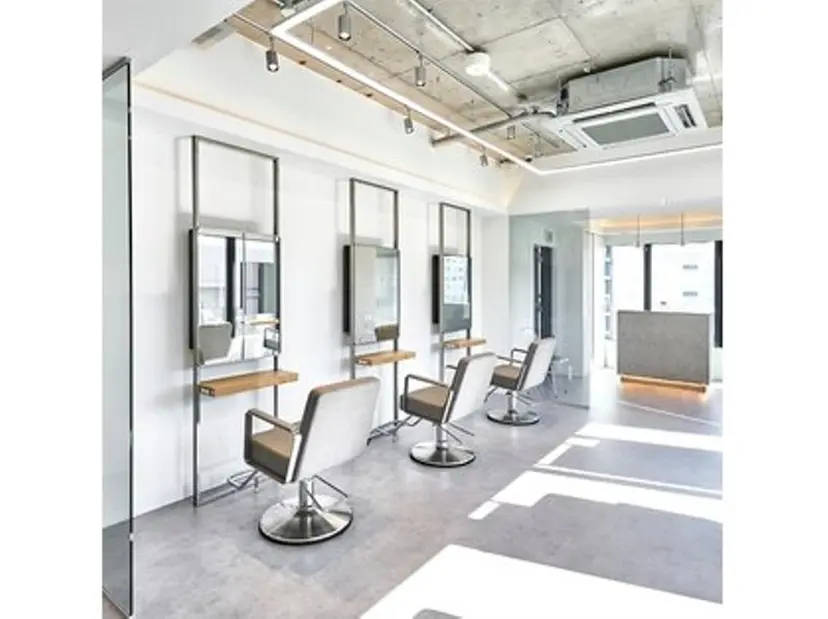 🫧髪質改善•艶カラ ー特化🫧谷奥甲太の掲載