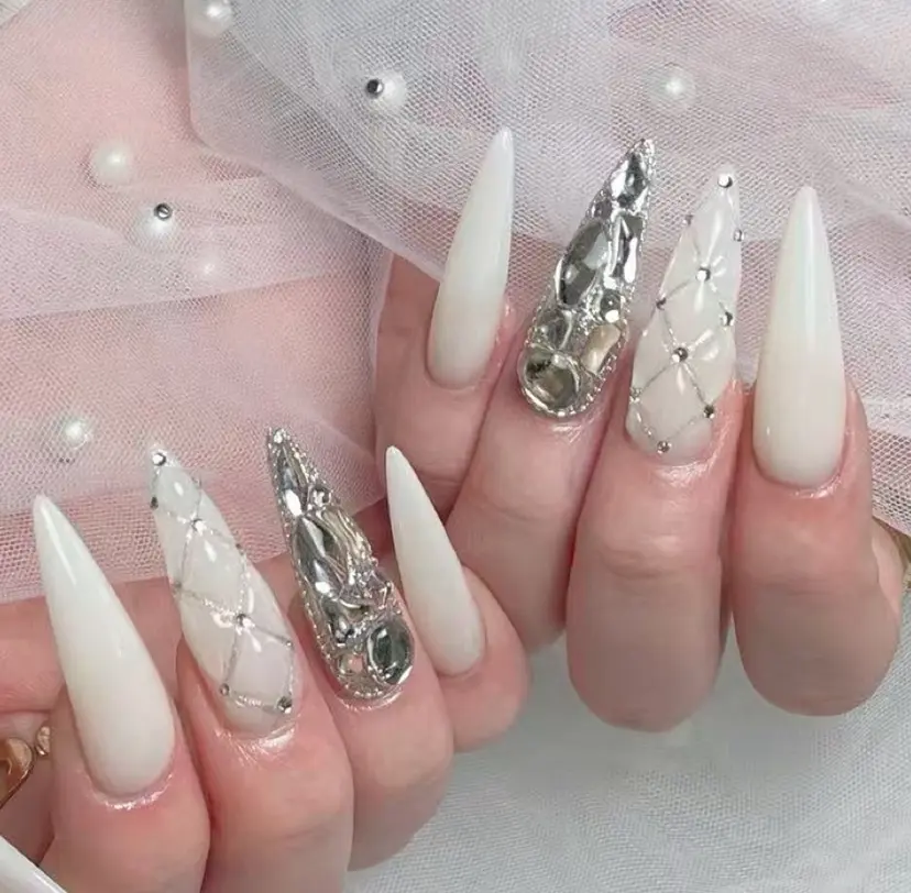 shineジェル& チップ長さだしの掲載