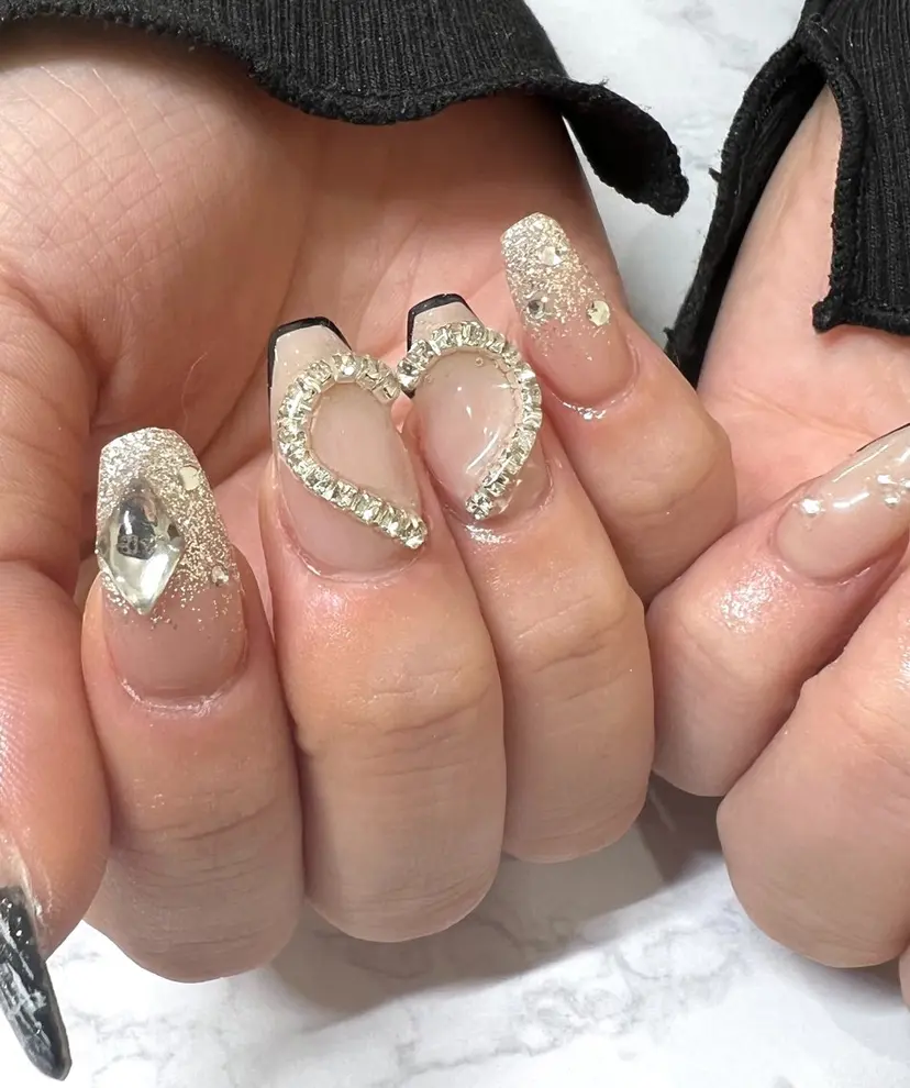 AYANA momo京橋の掲載