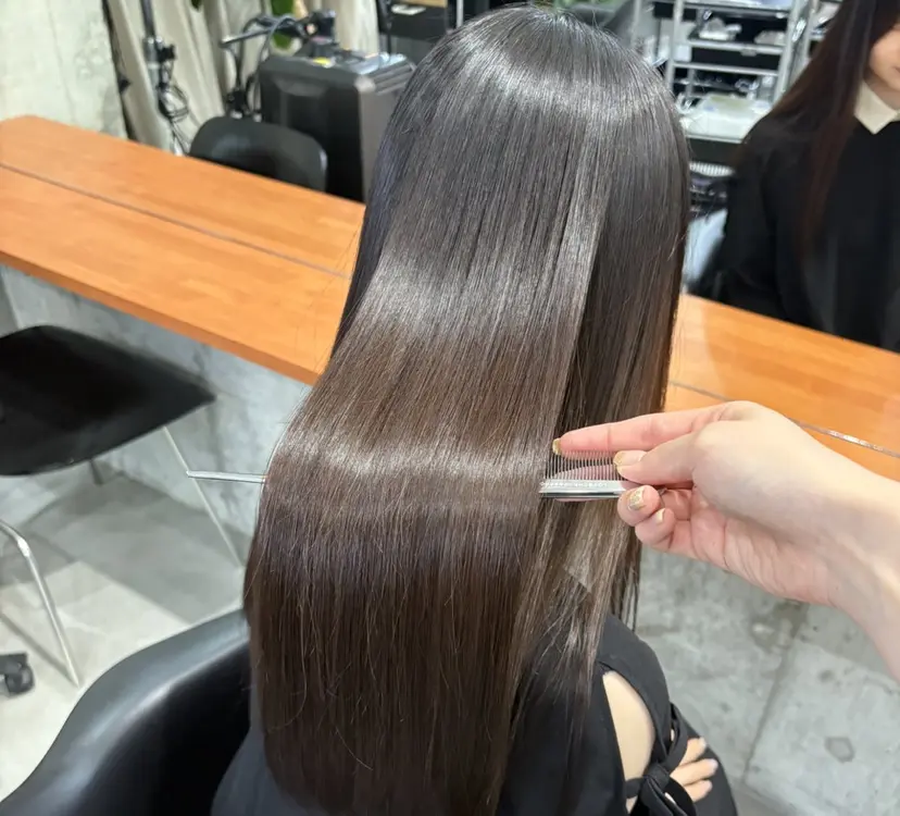 髪質改善／縮毛矯正 関根青葉の掲載