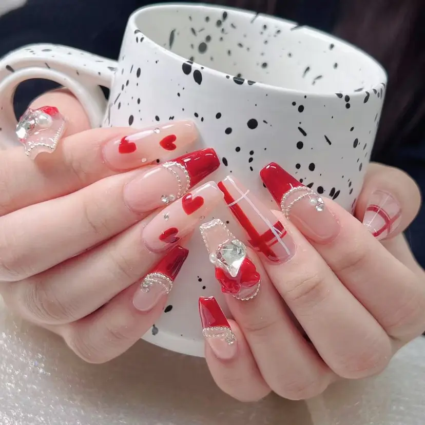 Queens テイの掲載