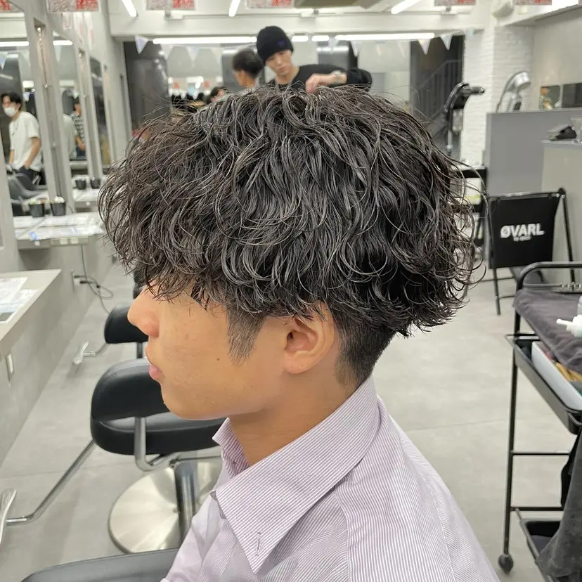 【ØVARL】🦁 メンズパーマ/レオの掲載