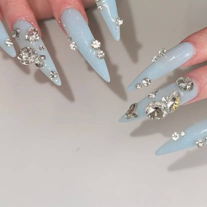 ONIKA Nail 表参道A4徒歩3分の掲載