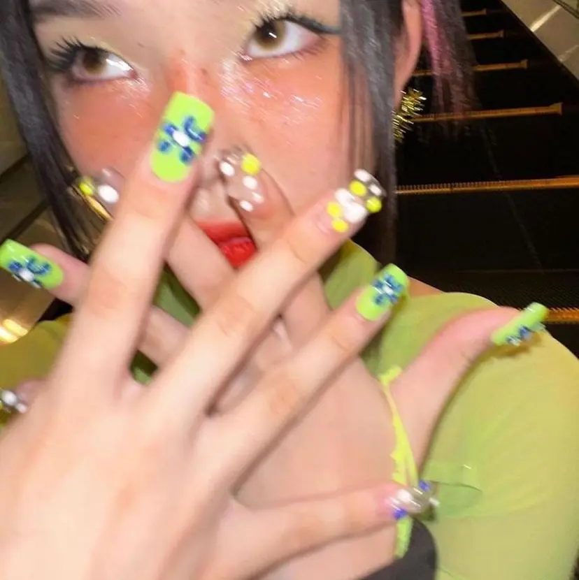 ᴘʀɪᴢᴇ 🌜 ᴀɴʀɪ 🌜の掲載