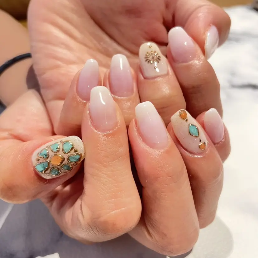 Emo'snail エモズネイルの掲載