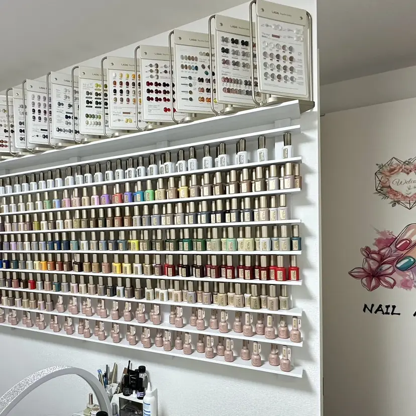 Ami Nailsの掲載