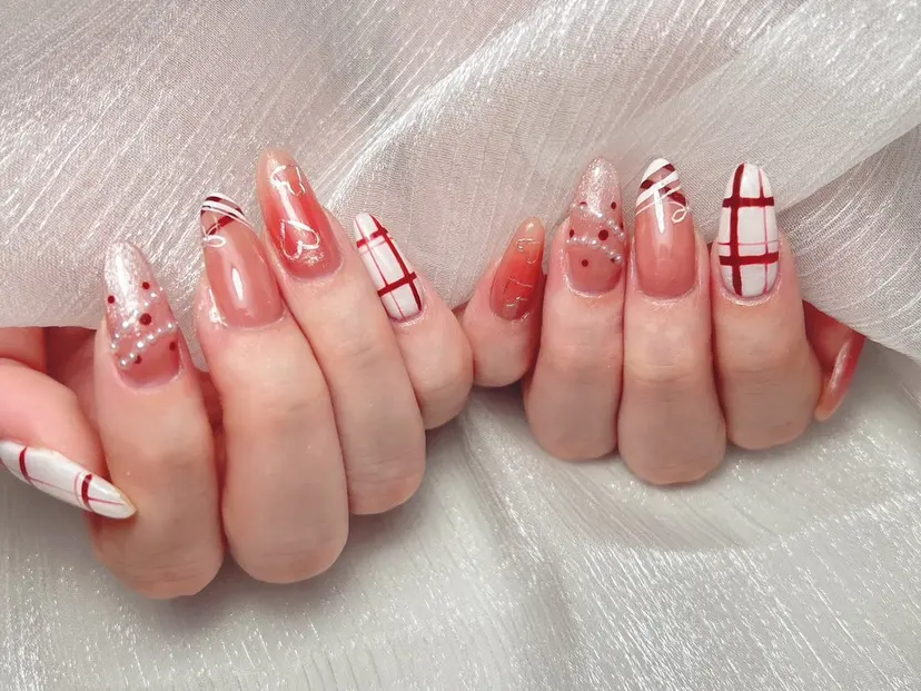 オーラ ネイルサロンの掲載