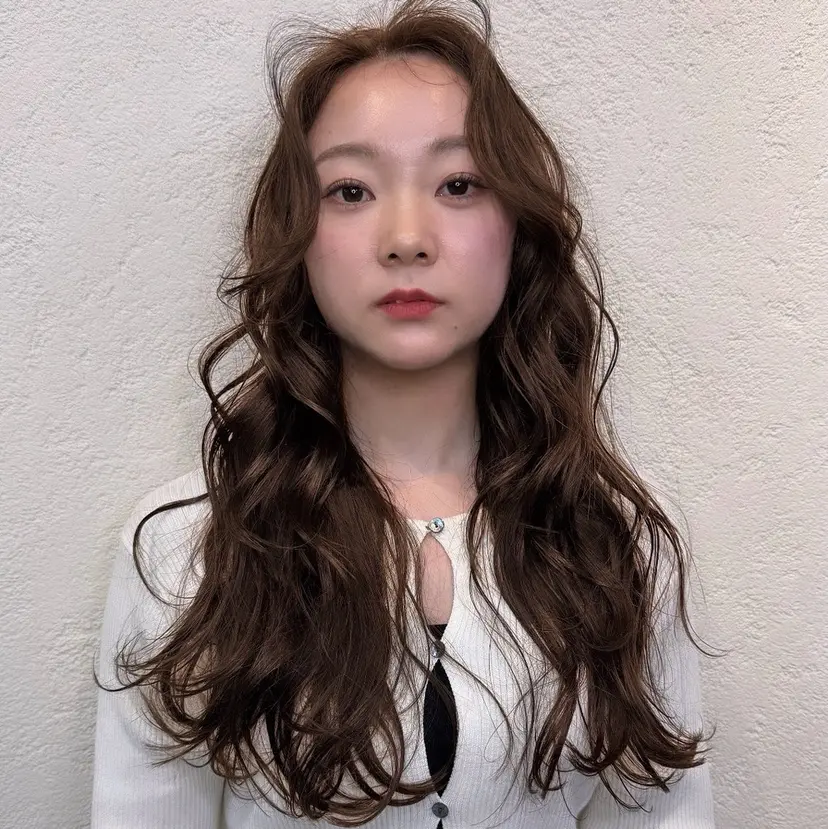 村岡彩優/松本 /ブリーチ/艶カラーの掲載