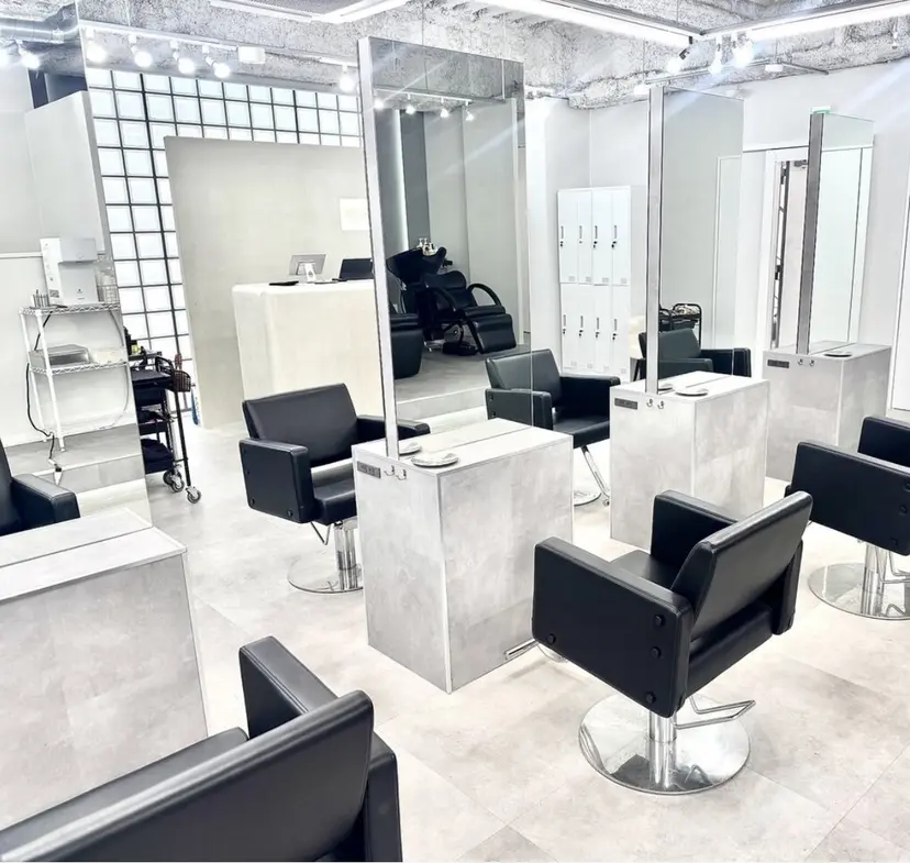 三宮/レイヤーカット /髪質改善/縮毛矯正の掲載