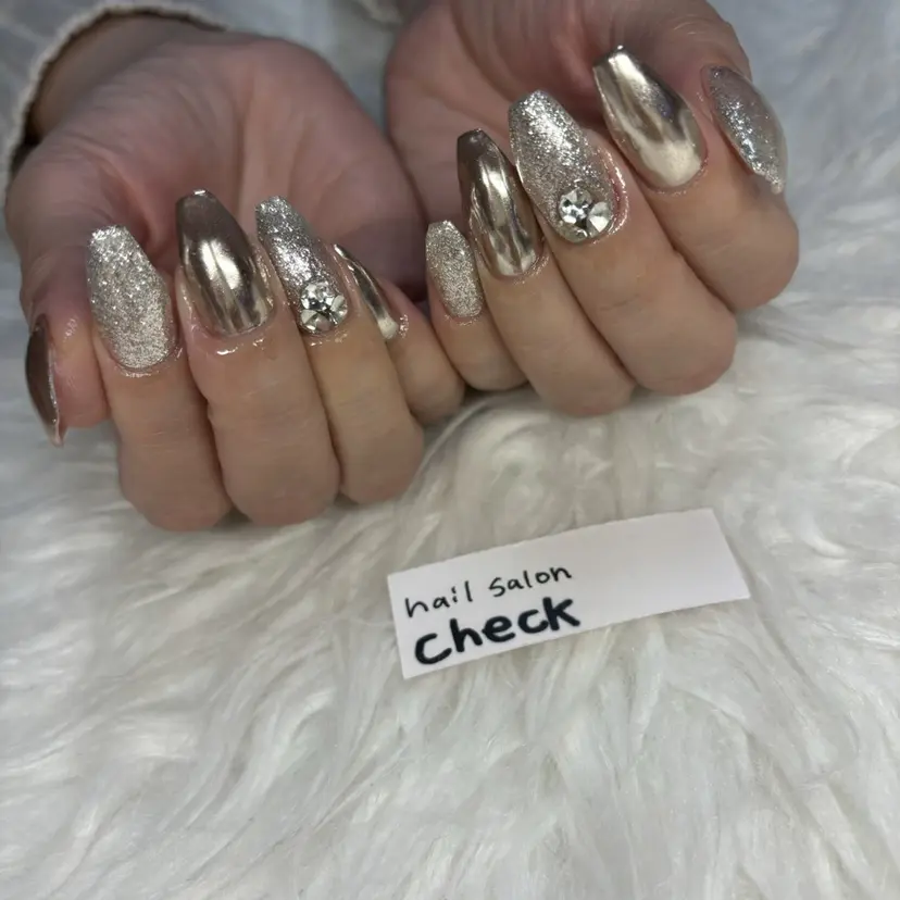 ーCHECKー ちあきの掲載