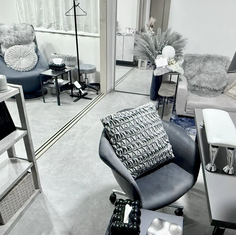 saho by. 1st empireの掲載