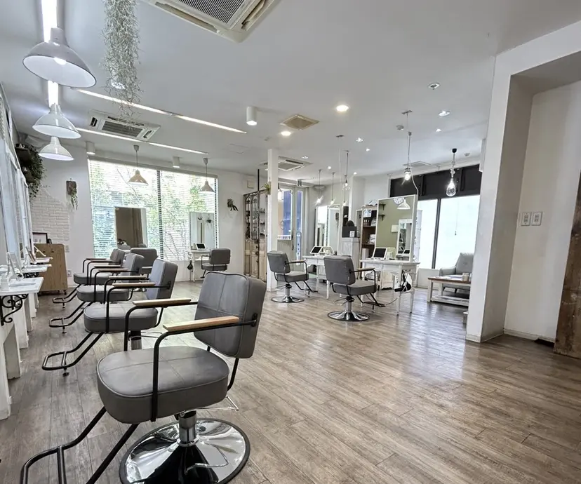 miyuu🐈‍⬛ レイヤー/韓国風ヘアの掲載