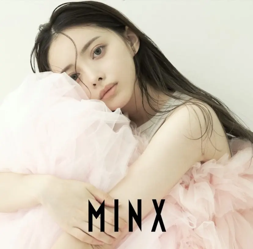 レイヤーカット/ 管原久遠の掲載