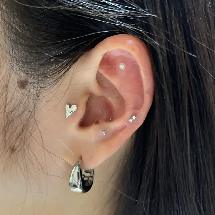 OLLIE/耳つぼ 💎骨格補正スパ🫧の掲載